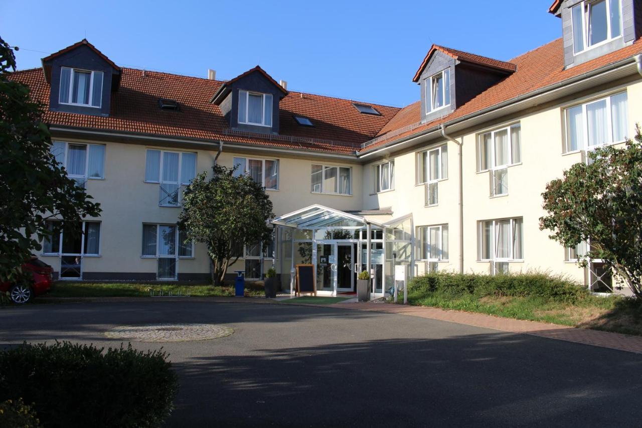 Hotel Ilmtal Mellingen Exterior foto